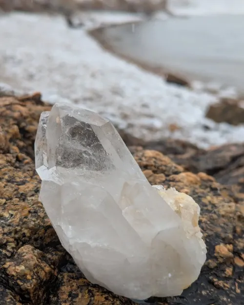 Does Clear Quartz Break Easily