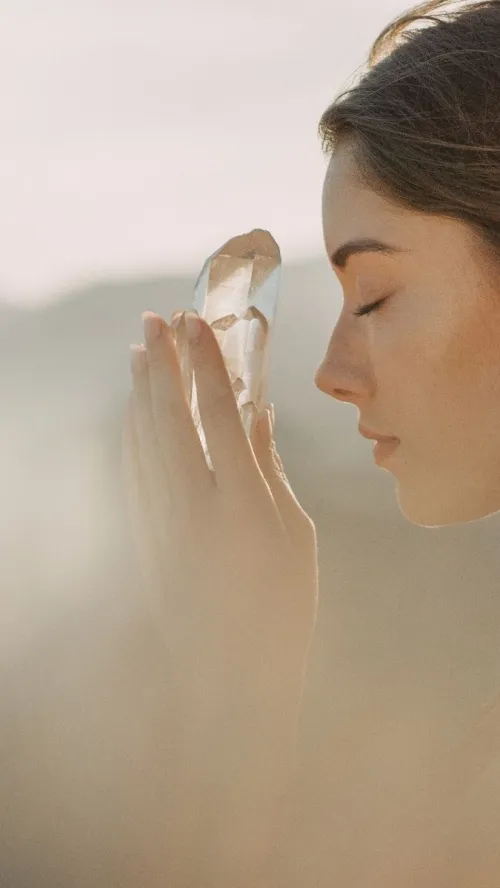 how does clear quartz work